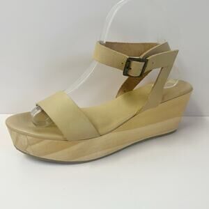 Nisolo Sarita Wooden Wedge Clog Sandal in Almond‎ Size 9.5